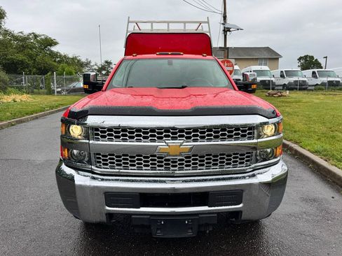 Used 2019 Chevrolet Silverado 2500 W/T w/ WT Convenience Package AWD/4WD image 2