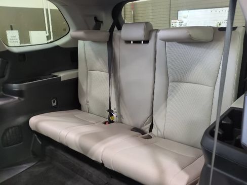 Used 2025 Toyota Grand Highlander AWD Hybrid image 19