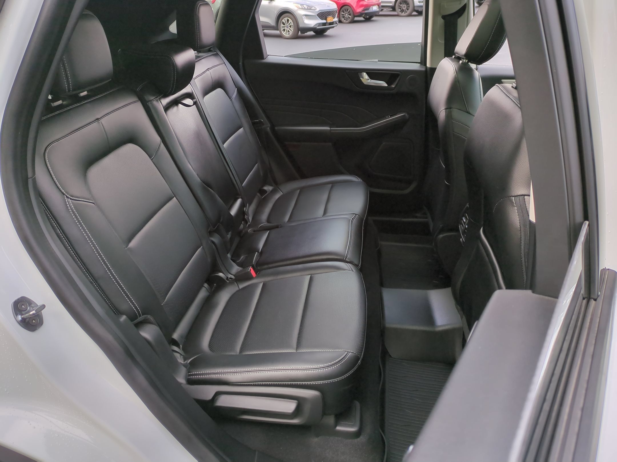 Used 2022 Ford Escape SEL w/ Technology Package AWD/4WD image 25