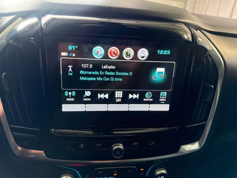 Used 2018 Chevrolet Traverse LT FWD image 28
