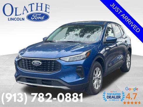 Used 2023 Ford Escape Active w/ Tech Pack #2 AWD/4WD image 1