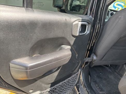 Used 2020 Jeep Wrangler Unlimited Sport S AWD/4WD image 27