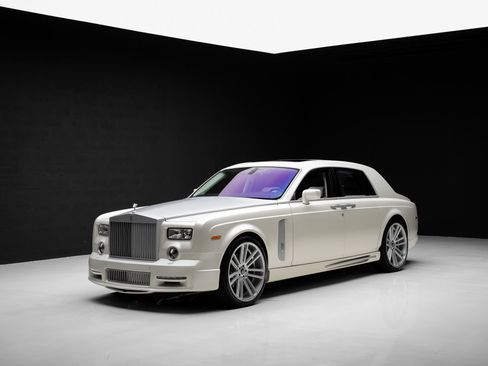 Used 2009 Rolls-Royce Phantom Sedan RWD image 4