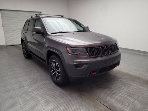 Used 2019 Jeep Grand Cherokee Trailhawk w/ Trailhawk Luxury Group AWD/4WD image 13