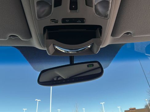 Used 2012 Toyota Sienna XLE image 34