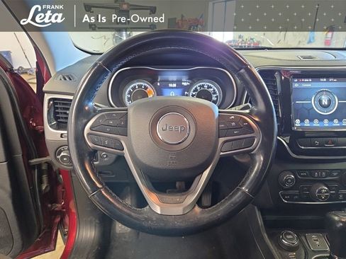 Used 2020 Jeep Cherokee Limited image 9