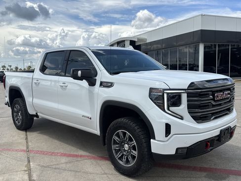Used 2025 GMC Sierra 1500 AT4 AWD/4WD image 14
