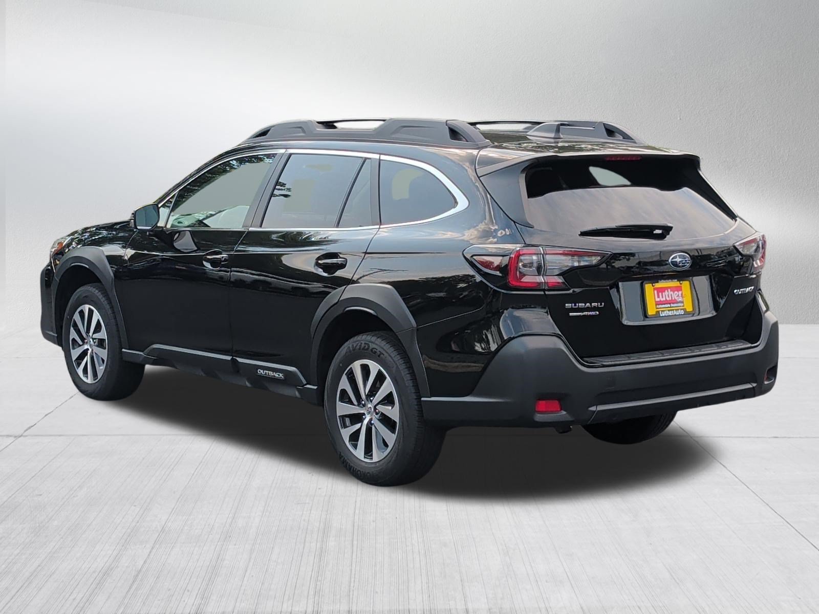 Used 2024 Subaru Outback Premium AWD/4WD image 5