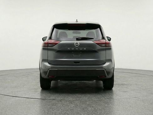 Used 2025 Nissan Rogue SV image 7