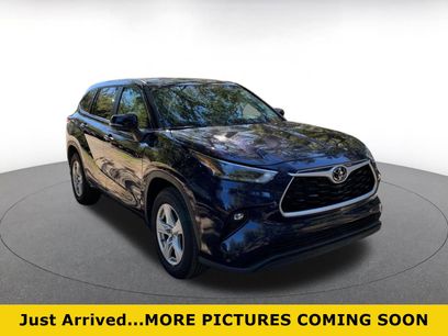 Used 2025 Toyota Highlander LE