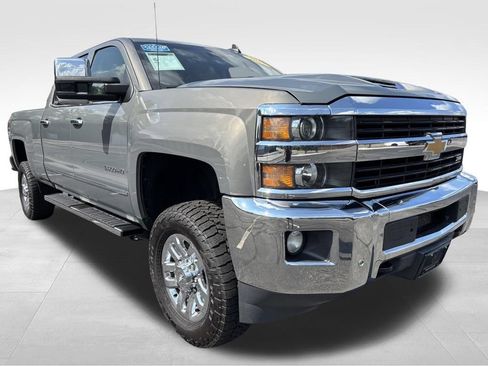 Used 2017 Chevrolet Silverado 2500 LTZ w/ Duramax Plus Package AWD/4WD image 8