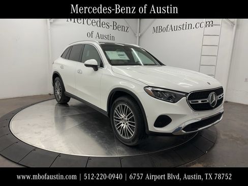 Used 2026 Mercedes-Benz GLC 300 4MATIC image 1