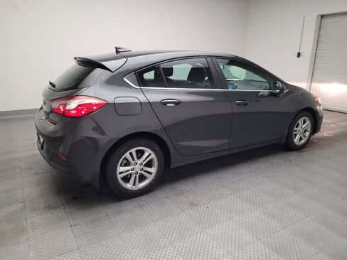 Used 2017 Chevrolet Cruze LT image 10