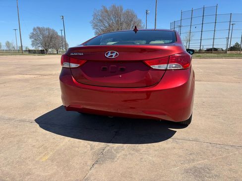 Used 2012 Hyundai Elantra GLS image 24