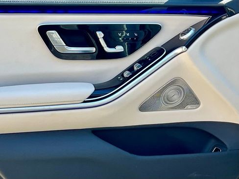 Certified 2023 Mercedes-Benz S 500 4MATIC image 48