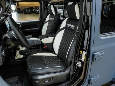 Used 2025 Jeep Wrangler Unlimited Rubicon 392 image 56