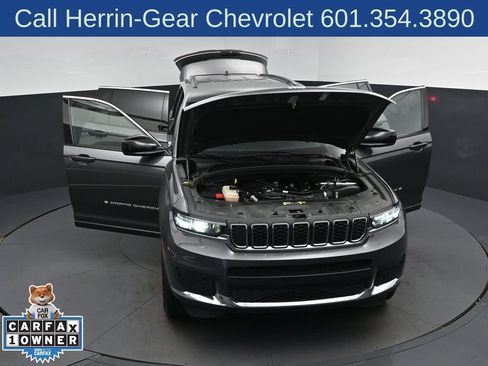 Used 2024 Jeep Grand Cherokee L Laredo RWD image 52