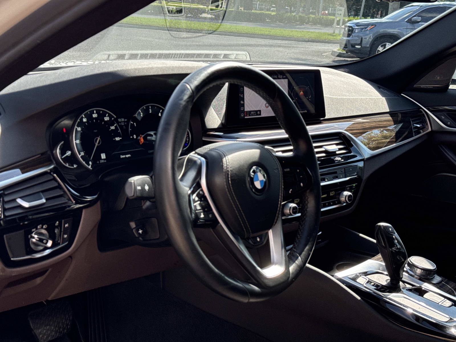 Used 2019 BMW 540i RWD image 16
