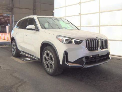 Used 2025 BMW X1 xDrive28i AWD/4WD image 1