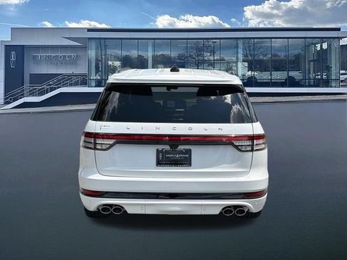 New 2026 Lincoln Aviator Reserve w/ Luxury Package AWD/4WD image 6