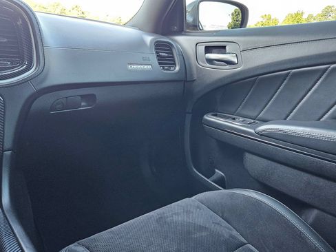 Used 2022 Dodge Charger R/T w/ Plus Group RWD image 11