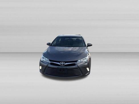Used 2016 Toyota Camry XLE FWD image 9