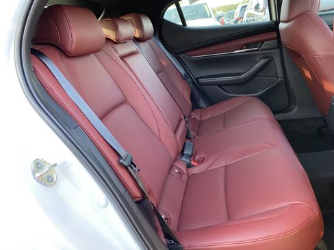 New 2026 MAZDA MAZDA3 2.5 S Hatchback w/ Premium Pkg image 37