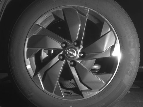 Used 2025 Nissan Rogue SV image 12