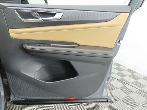 New 2026 Volkswagen Atlas Cross Sport SEL R-Line image 25