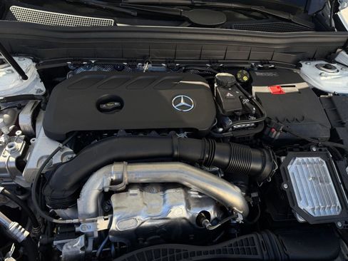 New 2026 Mercedes-Benz GLB 250 image 30