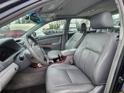 Used 2005 Toyota Camry LE image 10