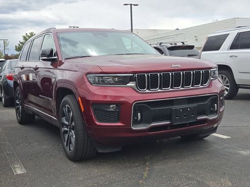 Used 2023 Jeep Grand Cherokee L Overland AWD/4WD image 3