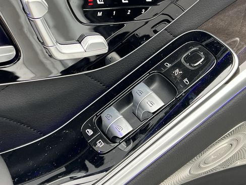 New 2026 Mercedes-Benz S 580 4MATIC Sedan image 13