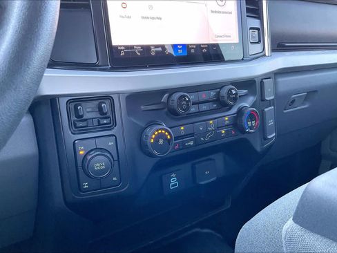 Used 2026 Ford F250 XLT w/ XLT Premium Package AWD/4WD image 33