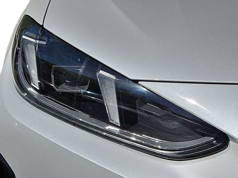 Used 2025 BMW i4 xDrive40i w/ Parking Assistance Package image 9