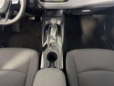 Used 2022 Toyota Corolla LE image 15