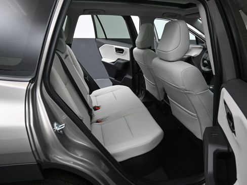 Used 2026 Toyota RAV4 Limited AWD/4WD image 35