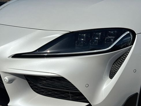 Used 2026 Toyota Supra image 9