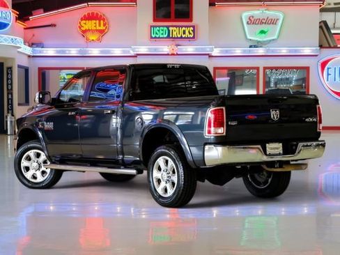 Used 2018 RAM 3500 Laramie w/ Convenience Group AWD/4WD image 5