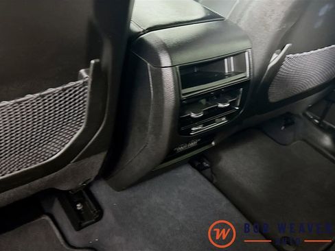 Used 2023 Jeep Grand Cherokee Laredo AWD/4WD image 30