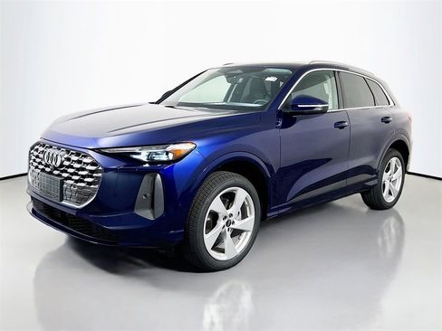 New 2025 Audi Q5 2.0T Premium Plus image 3