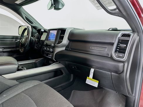 Used 2021 RAM 2500 Big Horn w/ Level 1 Equipment Group image 28