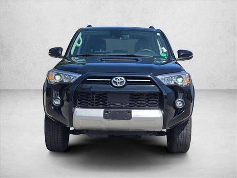 Used 2021 Toyota 4Runner TRD Off-Road Premium w/ Moonroof Package AWD/4WD image 2