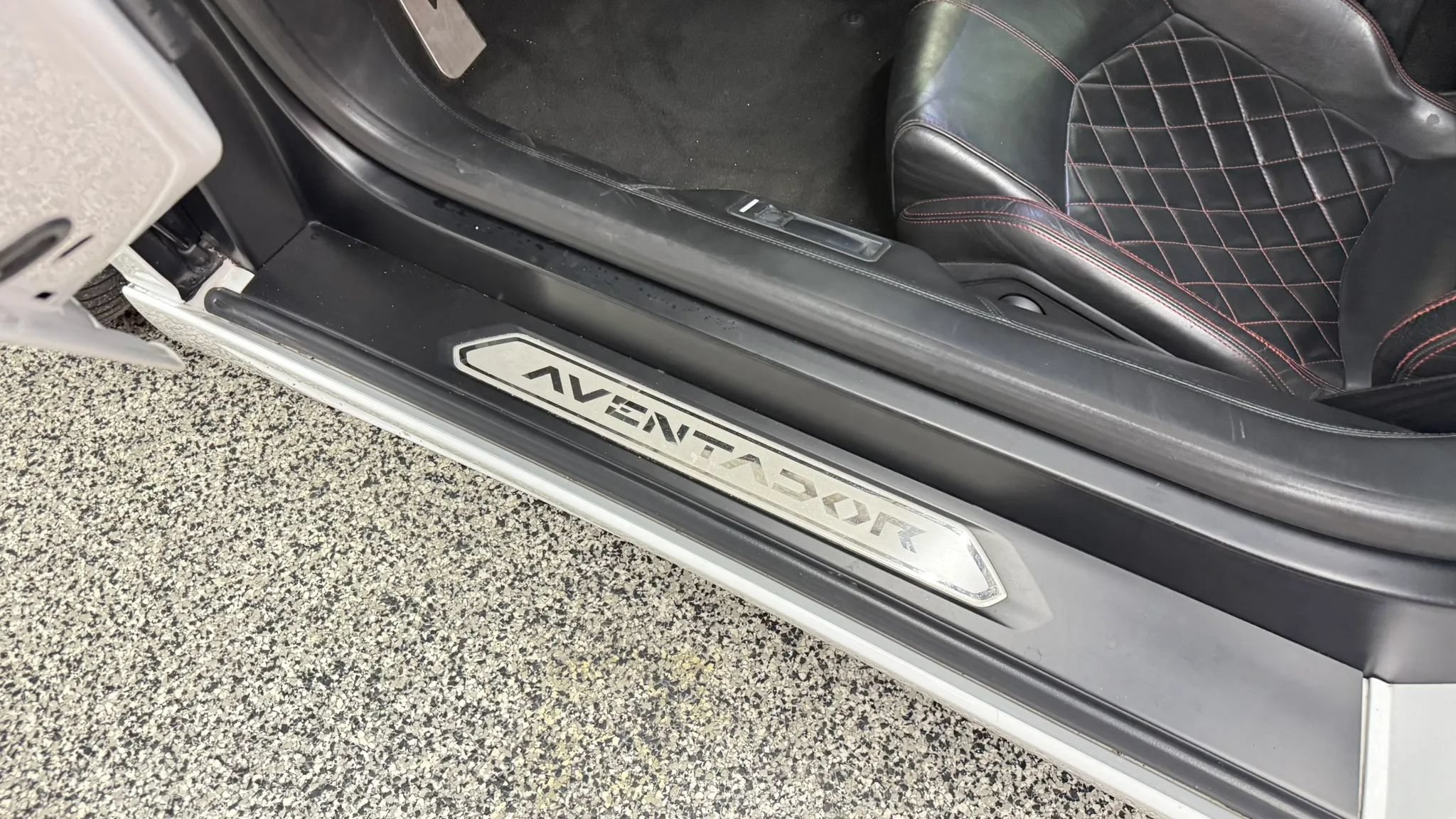 Used 2015 Lamborghini Aventador LP 700-4 AWD/4WD image 17