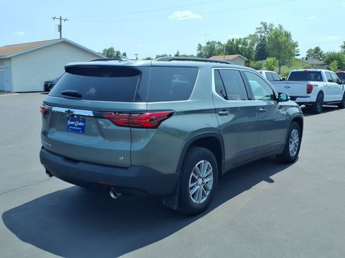 Used 2023 Chevrolet Traverse LT AWD/4WD image 6