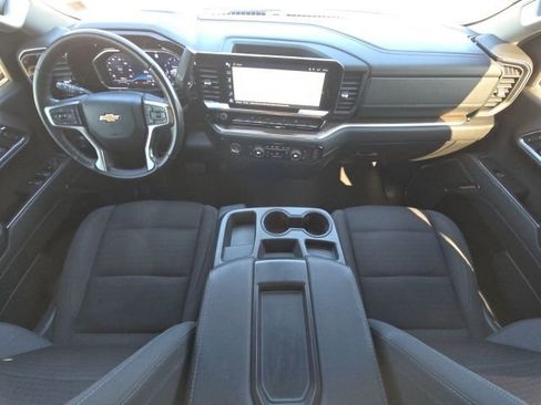 Used 2023 Chevrolet Silverado 1500 LT AWD/4WD image 37