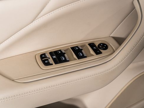 Used 2022 Maserati Levante GT image 51