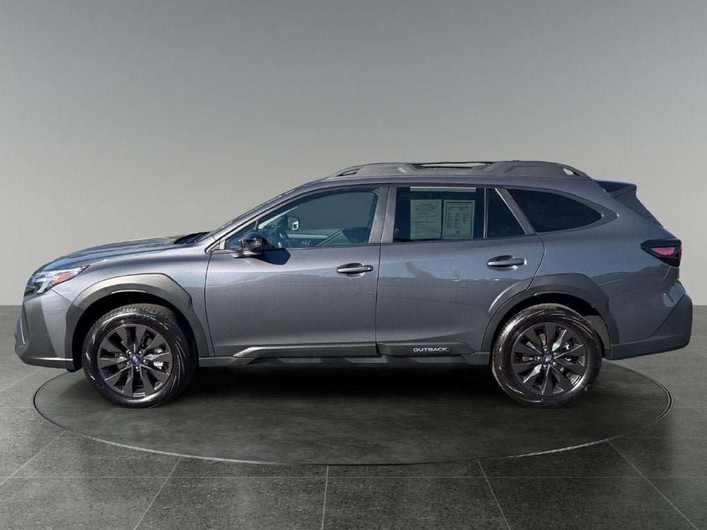 Used 2025 Subaru Outback Onyx Edition AWD/4WD image 6