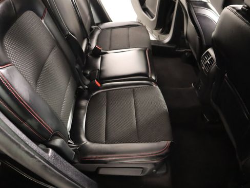 Used 2025 Ford Escape ST-Line image 13