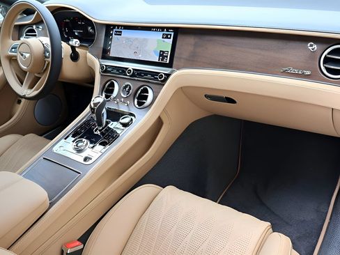New 2026 Bentley Continental GTC AWD/4WD image 2